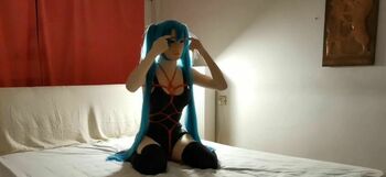 初音COS 面具 全包 自缚 挣扎 固定视点